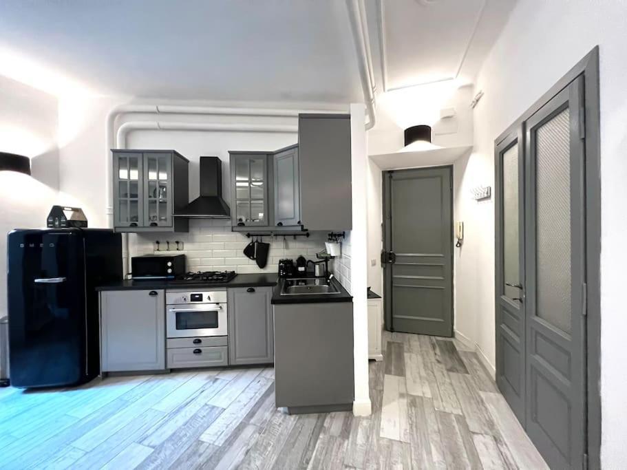 Modern Apartment Near The Vatican Rome Exterior photo
